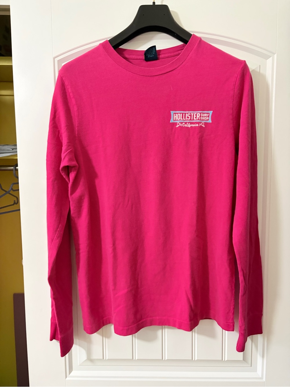 Vintage Hollister Single Stich Hot Pink Long Sleeve Tshirt Size L